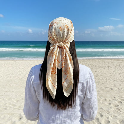 Le Carré — Foulard en Soie à Nouer