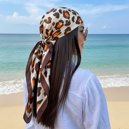Le Carré — Foulard en Soie à Nouer
